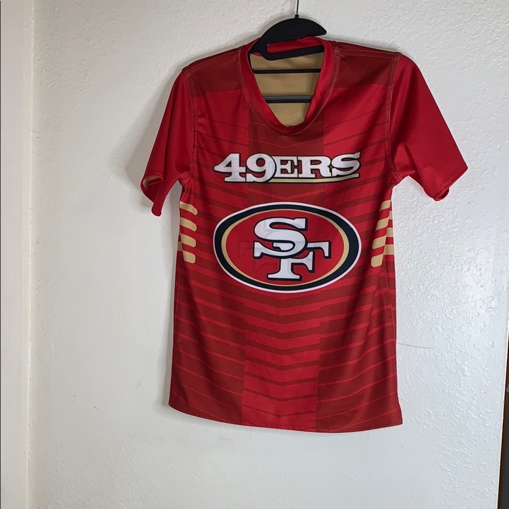 Reversible Red 49ers Graphic T-Shirt